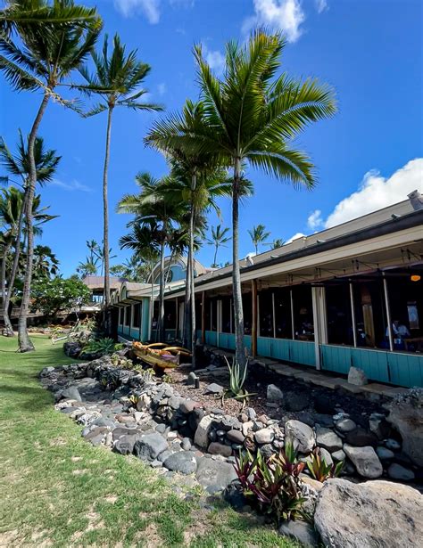 Mama's Fish House Maui: What to Expect at This Top .